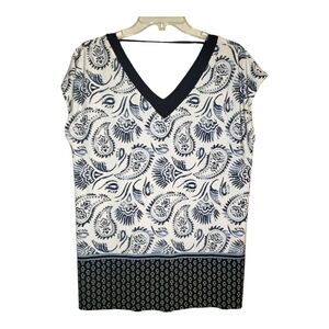Cato women's medium paisley print sleeveless pullover summer top. 4038